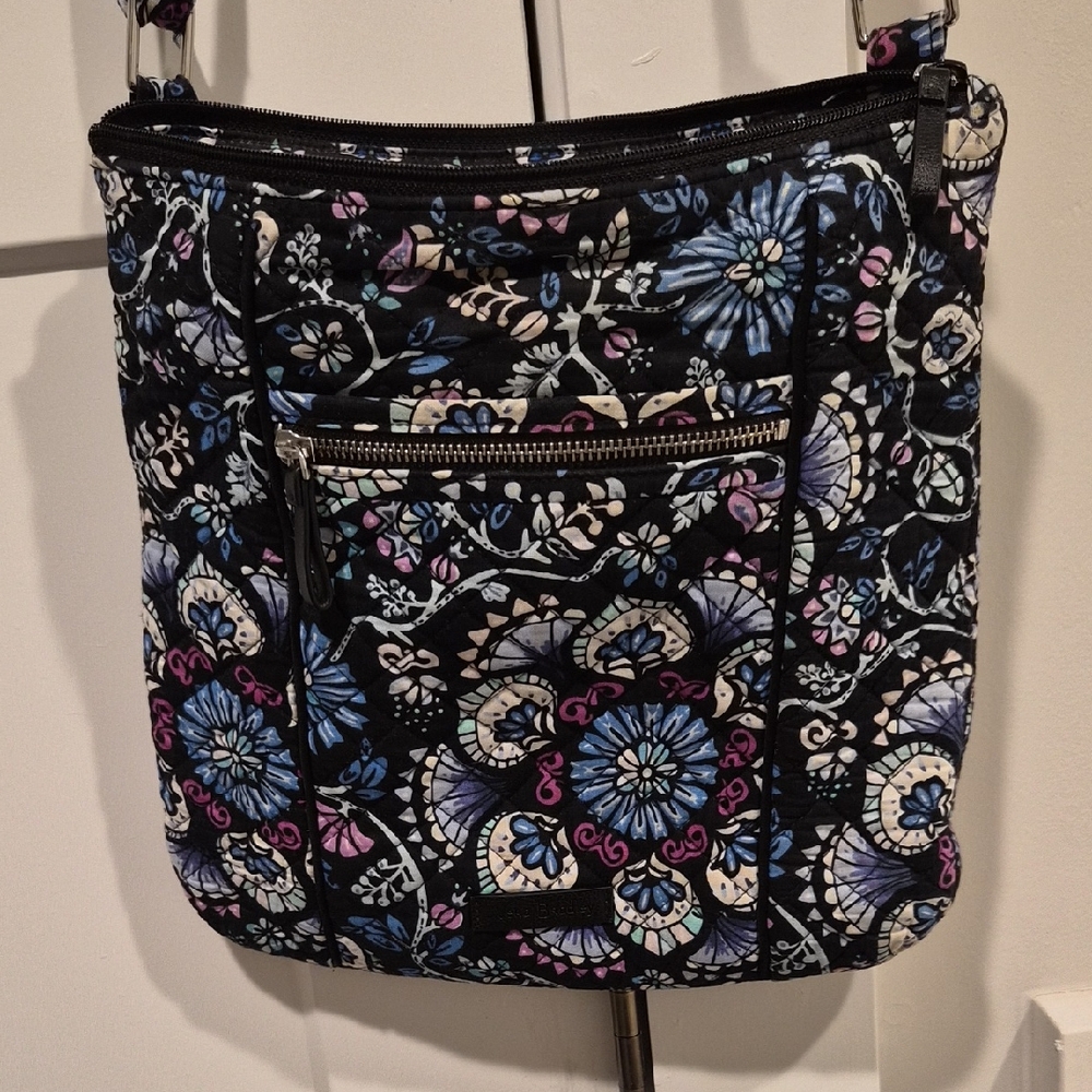 Vera Bradley Crossbody In Pattern Bramble
